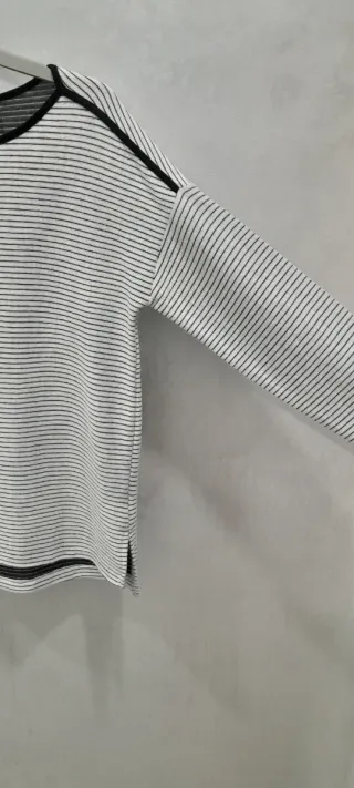 Jersey de punto rayas blanco y negro