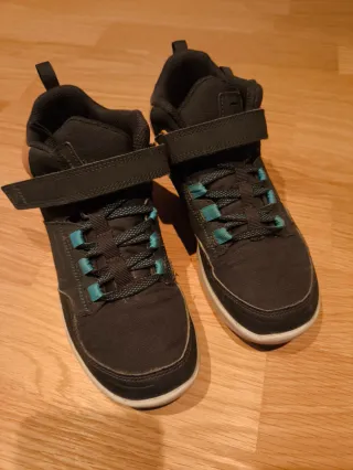 Botas montaña Quechua niño T.34