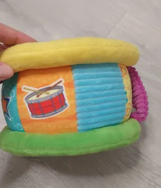 Tambor infantil bilingüe con luces