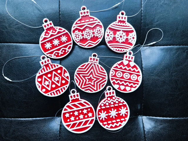 Adornos Navideños Bolas Rojas y Blancas