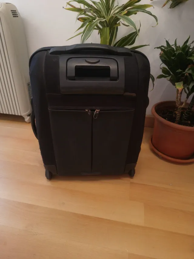Trolley Samsonite nero in vendita