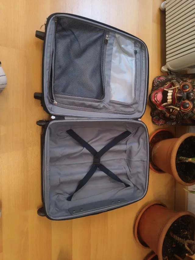 Trolley Samsonite nero in vendita