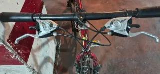 Bicicleta de montaña MT 100 a arreglar