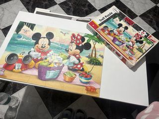 Lote de 2 Puzzles Mickey y Minnie y Buscando aNemo