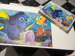 Lote de 2 Puzzles Mickey y Minnie y Buscando aNemo