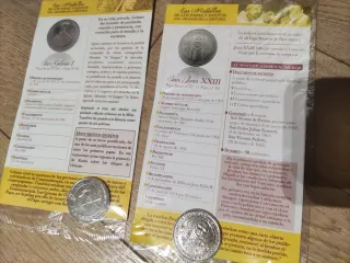 Lote de 31 monedas conmemorativas coleccionables