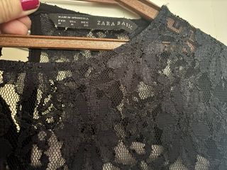 Vestido de encaje negro para fiesta