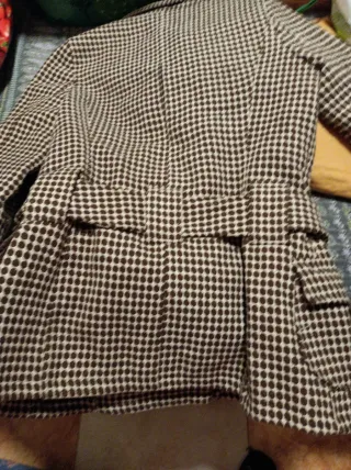 Abrigo corto mujer cuadros beige y marrón