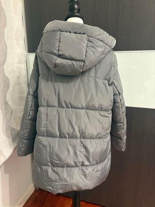 Anorak acolchado Cortefiel gris talla L