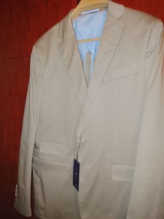 Americana Álvaro Moreno