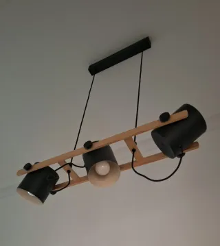 Lámpara colgante metal y madera