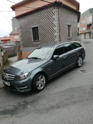 Mercedes-Benz Clase C 2006