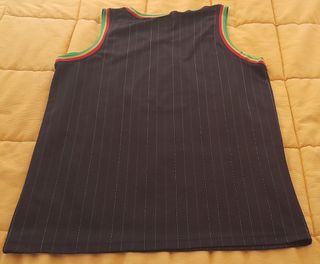 Camiseta Matix Negra con Logo y Rayas