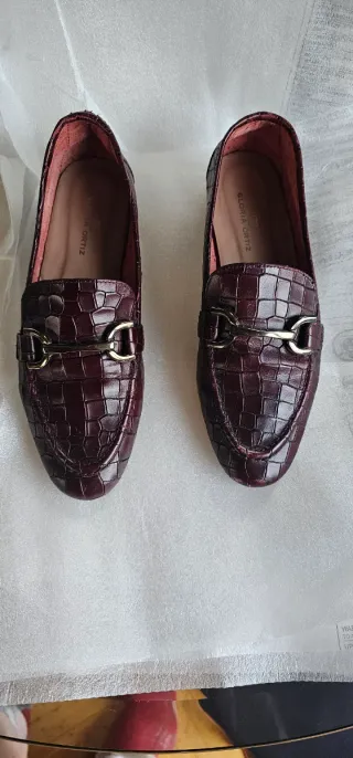Mocasines Gloria Ortiz Burdeos Cocodrilo Talla 38