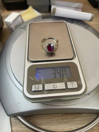 Anillo Oro 18k Rubí y Diamantes 0.36 CT VS/F