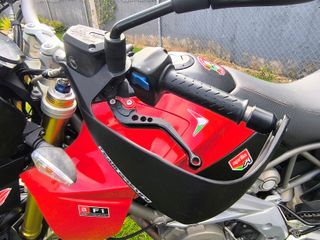 Aprilia Dorsoduro 750