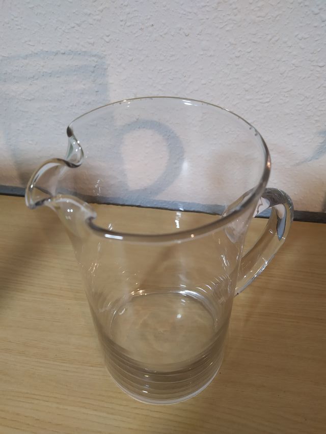 Cristalleria: brocca e bottiglia