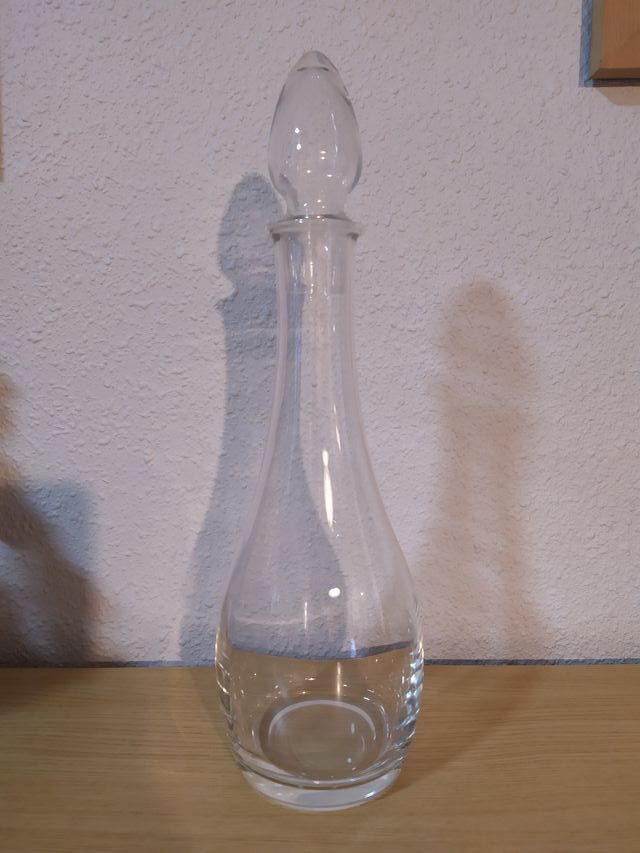 Cristalleria: brocca e bottiglia