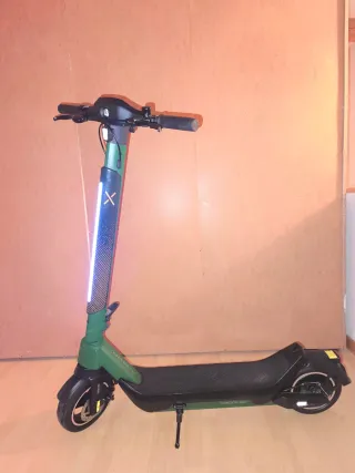 Patinete Eléctrico Verde