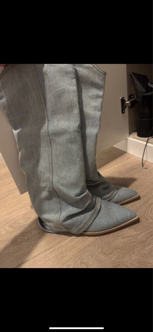 Botas vaqueras Bershka azules