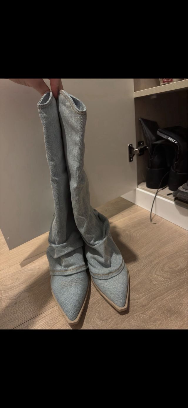 Botas vaqueras Bershka azules