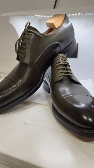 Zapatos de vestir Bally verde oliva