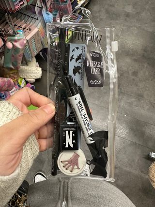 Set scuola Wednesday Addams