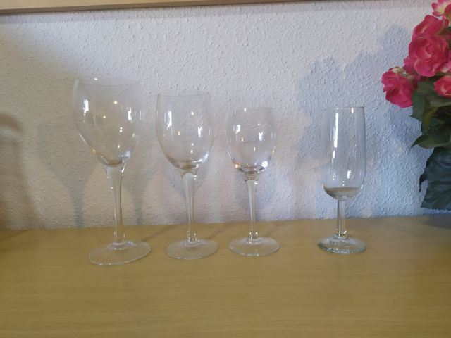 Vetreria per 9 commensali