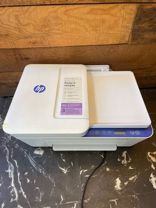 Impresora HP Blanca y Azul