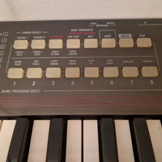 Korg R3 Sintetizador