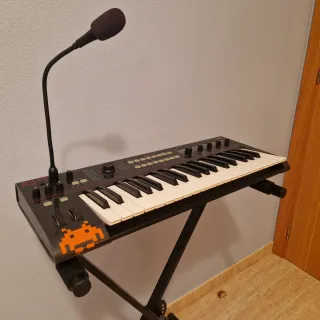 Korg R3 Sintetizador