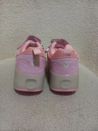 Zapatillas con ruedas niña T.34