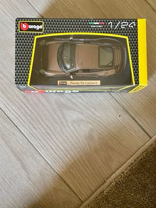 Porsche 911 Carrera BBurago 1:24