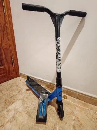 Patinete Oxelo azul. Regalo recambio manillar