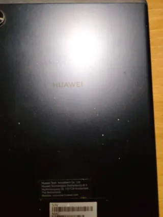 Tablet con funda azul