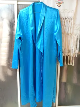 2 Batas Primavera Mujer, azul y marrón, una Belamy