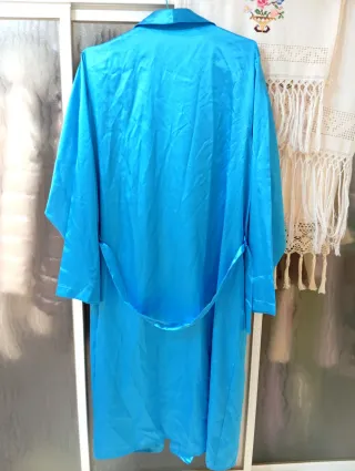 2 Batas Primavera Mujer, azul y marrón, una Belamy