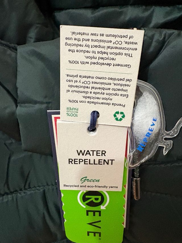 Plumas ligero El Ganso verde sin estrenar