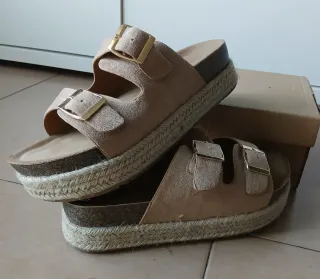 Sandalias plataforma esparto mujer beige
