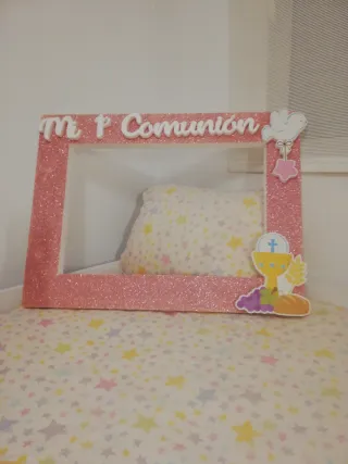 Photocall para comunión de niña. Es de corcho.