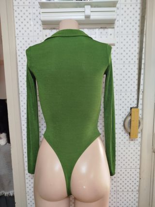Body verde Bershka Talla XS