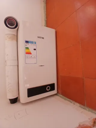 Calentador Instantáneo Gas Natural HTW ACS