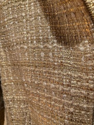 Chaqueta Massimo Dutti dorada y blanca