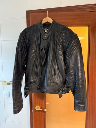 Chaqueta de cuero para moto