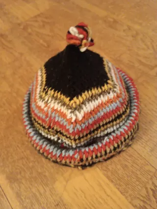 Gorro de lana a rayas multicolor