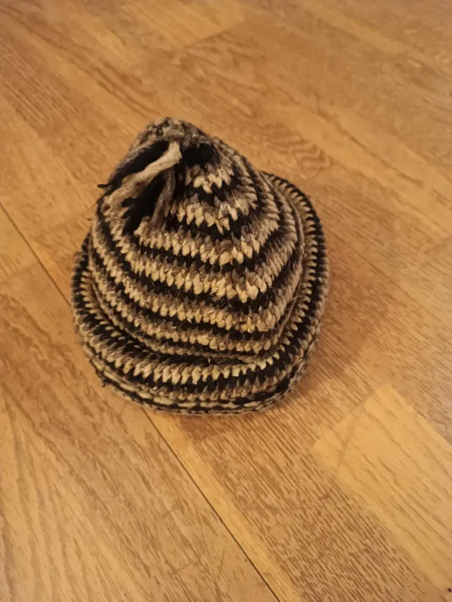 Gorro de lana a rayas multicolor