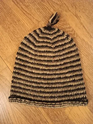 Gorro de lana a rayas multicolor