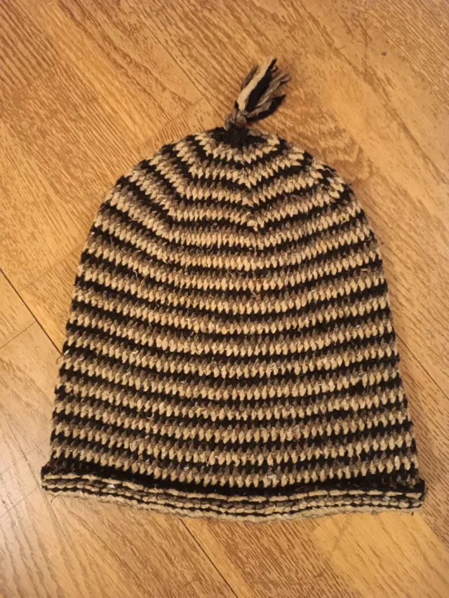 Gorro de lana a rayas multicolor