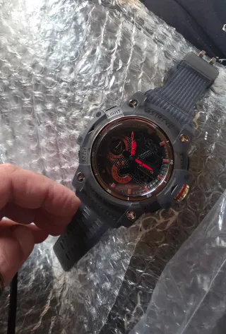 Reloj Deportivo STRYVE Analógico/Digital Negro/Roj