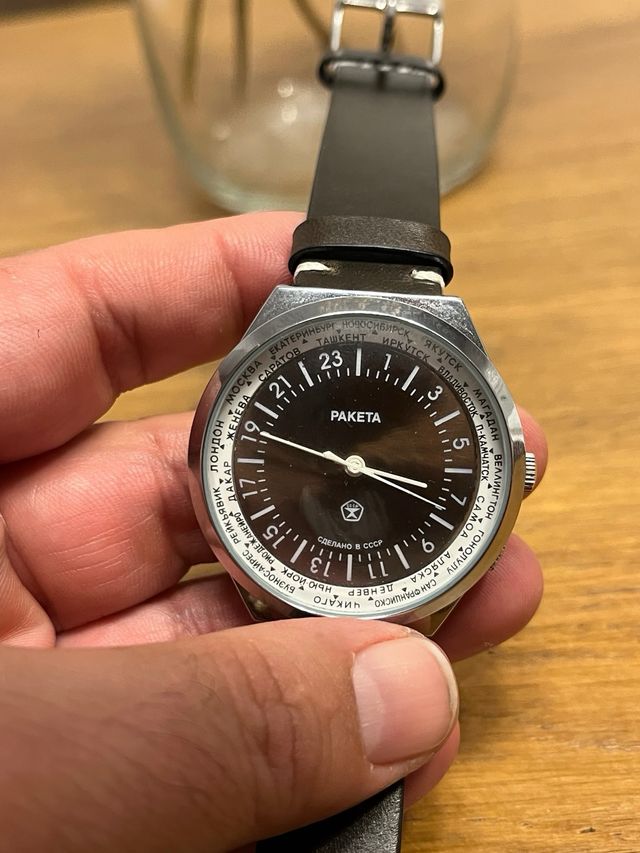 Raketa Reloj de Tiempo Mundial (URSS)